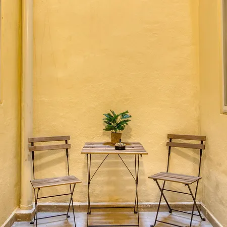 Large 3 Bedroom Flat, Location, Pool Table, Fully Equipped Appartement