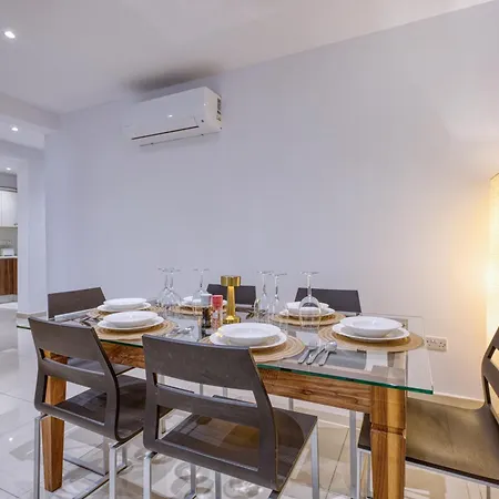 Appartement Large 3 Bedroom Flat, Location, Pool Table, Fully Equipped Ta Xbiex